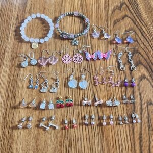 Girly Y2K Coquette Jewelry Lot 2 bracelets, 25 sets of earrings, 1 Ring